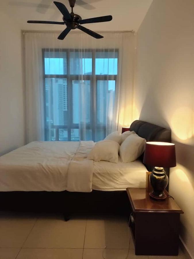 Klcc Legasi Direct View With A Superking Bed At A 3-Bedroom Premium Unit Kuala Lumpur Exteriér fotografie